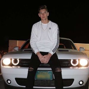 Meet your Posher, Samuel